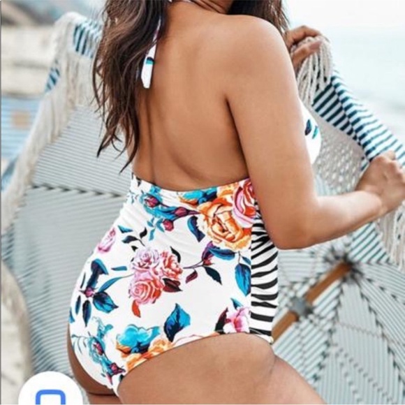 NWT CUPSHE FLORAL ONE PIECE SWIMSUIT 1X - Picture 7 of 10